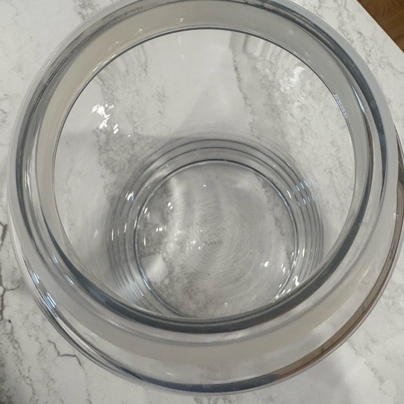 Southern Living At Home Astoria Canister Medium - Picture 4 of 5